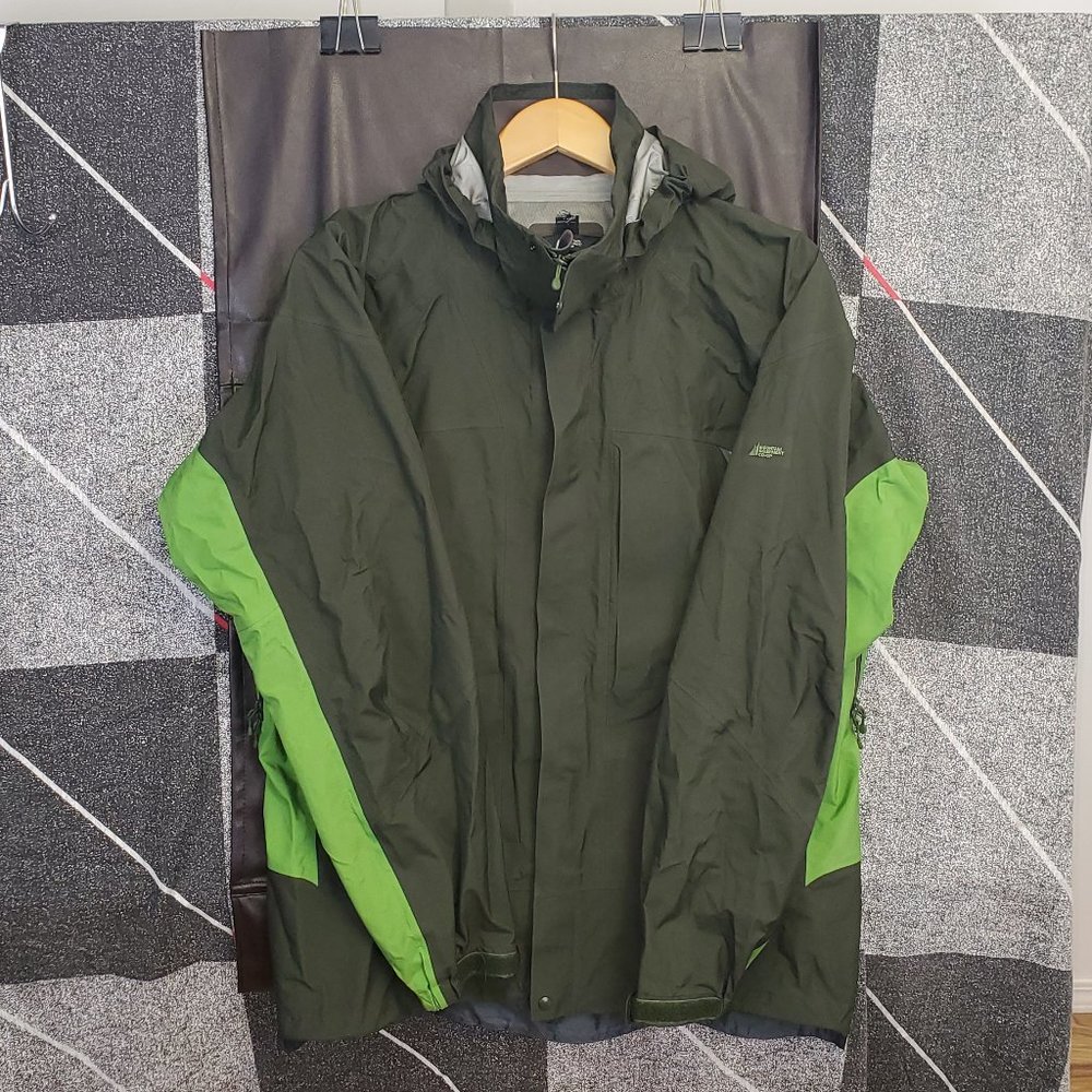 COPY - MEC Green Black Hooded Softshell Rain Jacket Ventilated